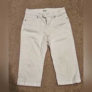 Lee Just below the waist womens jean capris